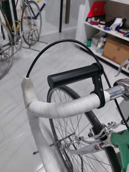 Custom Handlebar Mounts by Vincenzo Forgione (Telai Forgione)